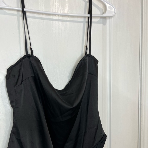 WeWoreWhat Sleek satin Black sleeveless Bodysuit size L - Picture 3 of 11